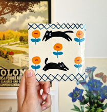 Load image into Gallery viewer, Nº006 flower cat | HAND PAINTED TILE