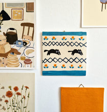 Load image into Gallery viewer, Nº005 flower cat | HAND PAINTED TILE