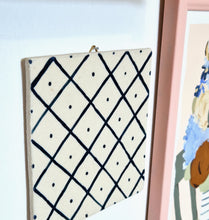 Load image into Gallery viewer, Nº002 pattern | HAND PAINTED TILE