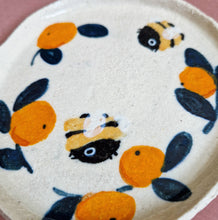 Load image into Gallery viewer, Nº305 orange bumblebees | PASTRY PLATE