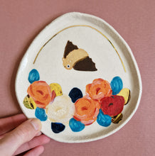 Load image into Gallery viewer, Nº296 rose bat | PASTRY PLATE with gold