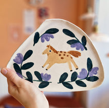 Load image into Gallery viewer, Nº417 pony | PASTRY PLATE