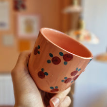 Load image into Gallery viewer, Nº369 bees | CUP second choice