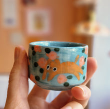 Load image into Gallery viewer, Nº330 orange cat | MINI CUP second choice