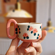 Load image into Gallery viewer, Nº433 cat | MINI CUP with handle second choice