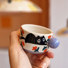 Load image into Gallery viewer, Nº432 cat | MINI CUP with handle second choice
