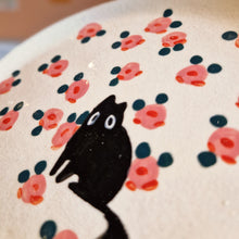Load image into Gallery viewer, Nº425 cat & pink roses | PASTRY PLATE