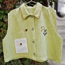 Load image into Gallery viewer, hand embroidered bumblebee | LINEN WAISTCOAT