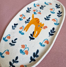 Load image into Gallery viewer, Nº320 pattern cat | PASTRY PLATE
