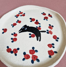 Load image into Gallery viewer, Nº313 black cat | PASTRY PLATE
