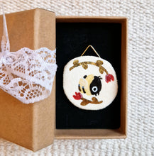 Load image into Gallery viewer, little bees and flowers | on ceramic with gold
