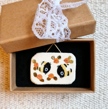 Load image into Gallery viewer, little bees and flowers | on ceramic with gold
