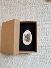 Load image into Gallery viewer, little platypuses | on ceramic with gold
