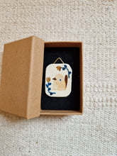 Load image into Gallery viewer, little platypuses | on ceramic with gold
