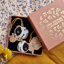 Load image into Gallery viewer, bumblebee ornaments | on cherry wood
