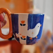 Load image into Gallery viewer, Nº517 goose family | CUP with handle

