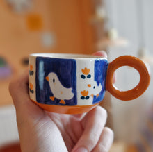 Load image into Gallery viewer, Nº516 goose family | MINI CUP with handle
