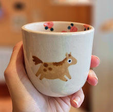 Load image into Gallery viewer, Nº513 horse | CUP
