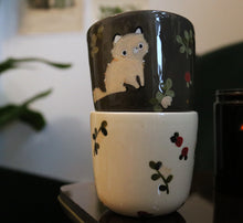 Load image into Gallery viewer, Nº128 red rose arctic fox | DARK CUP with gold
